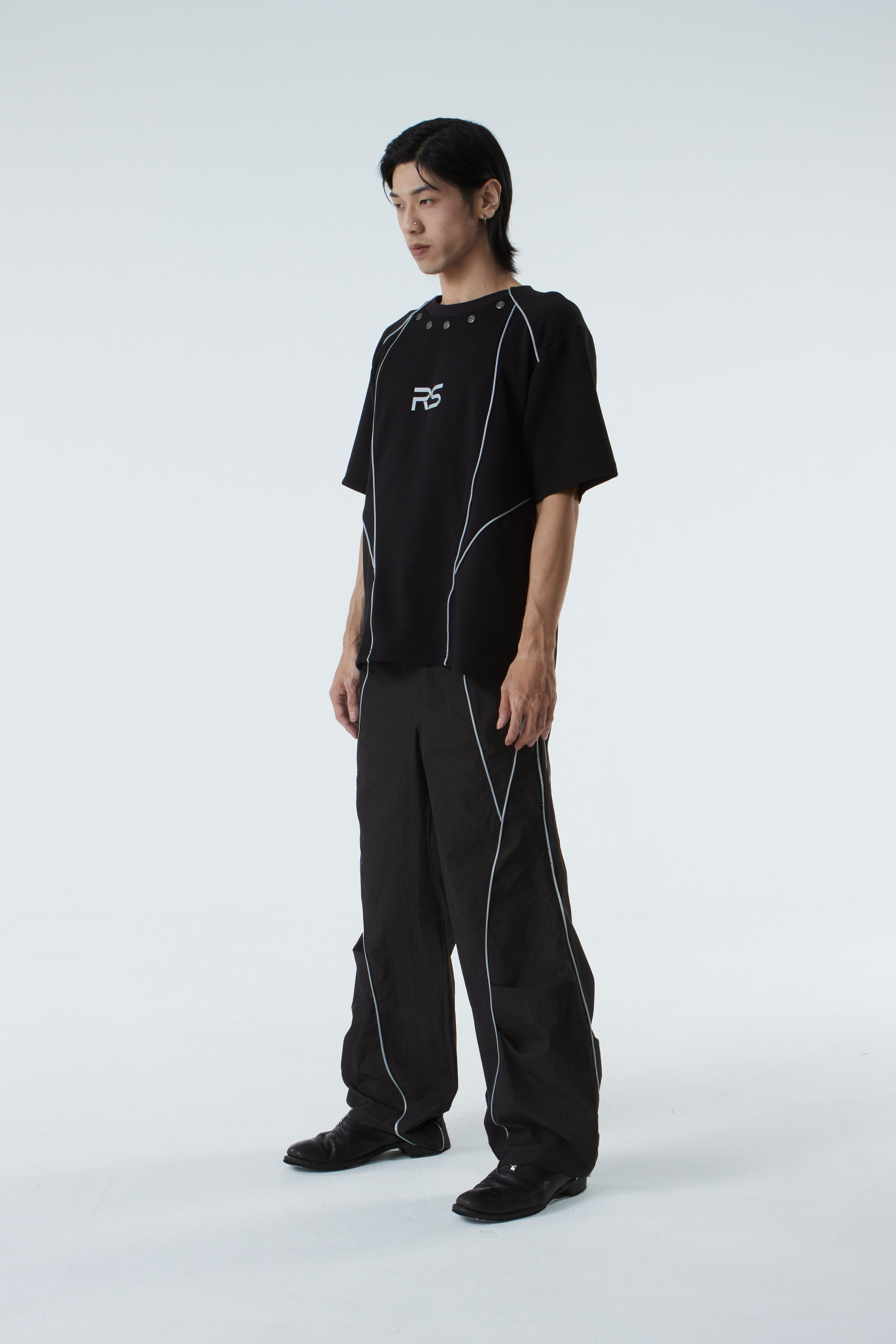 T-SHIRT (#BLACK)