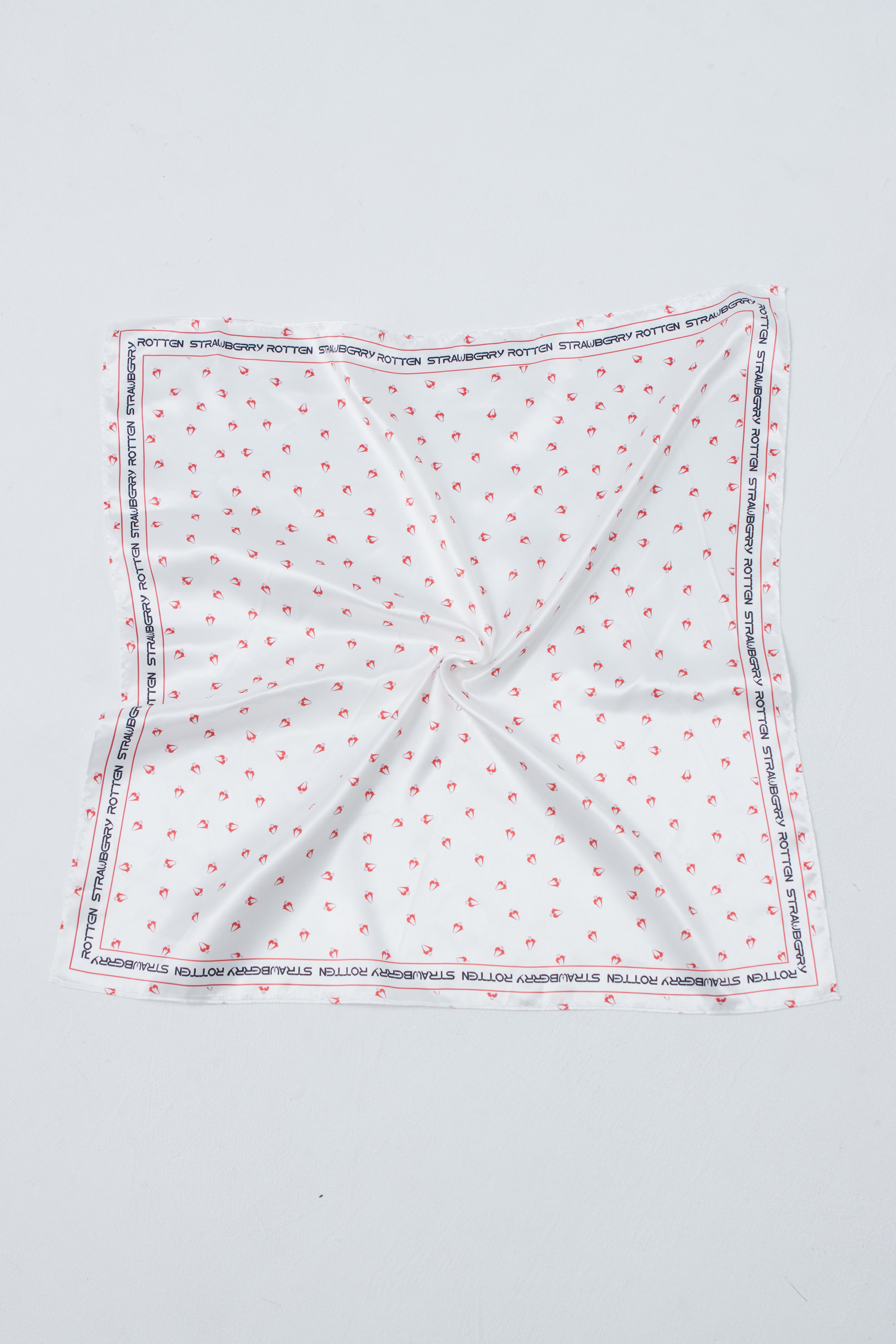 STRAWBERRIES LOGO PRINTED SCARF