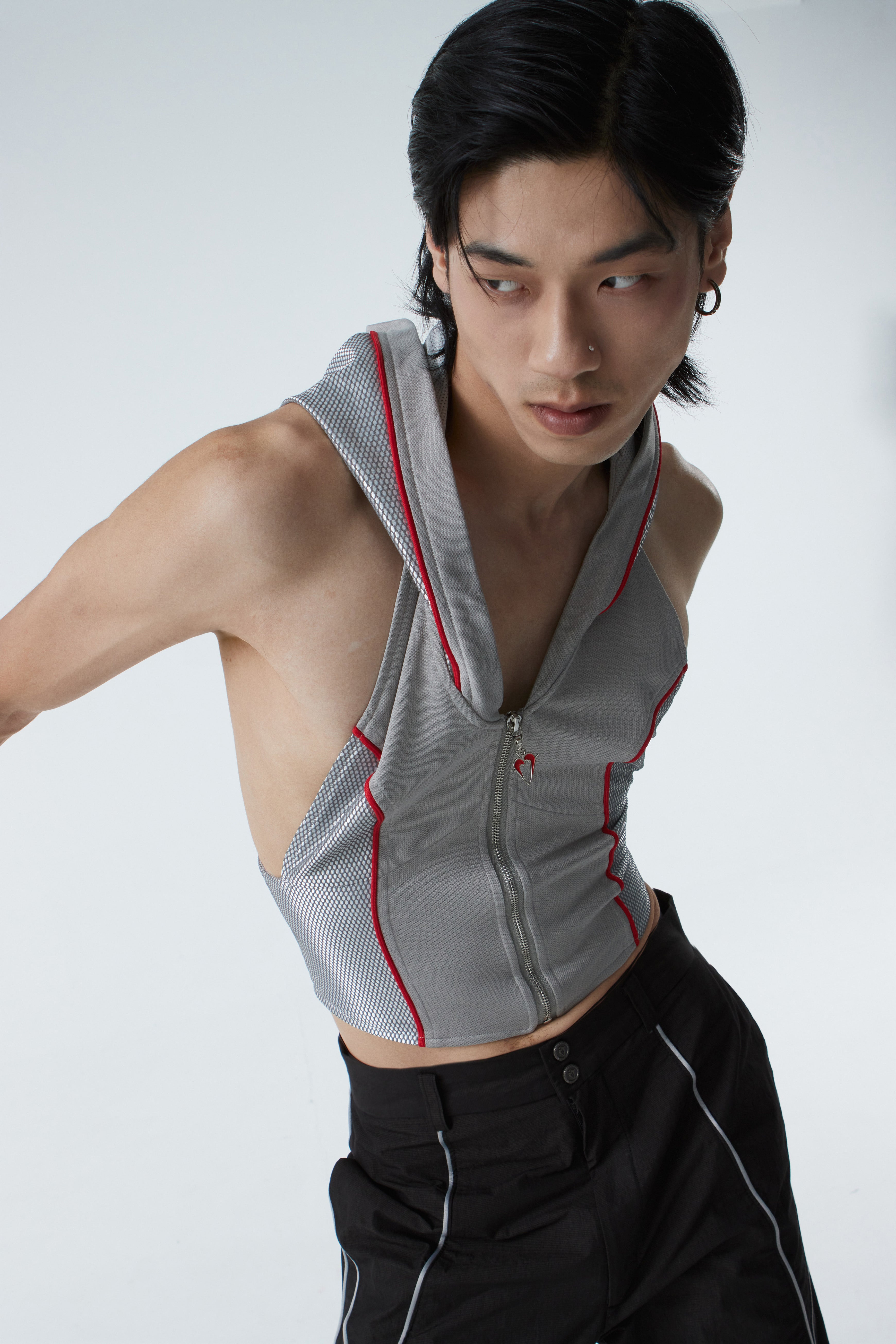 BACKLESS HOODIE VEST