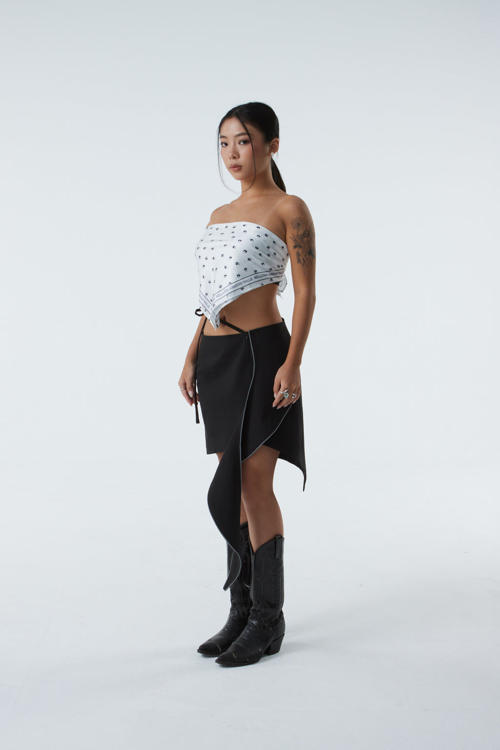 UNBALANCED SKIRT (#BLACK)