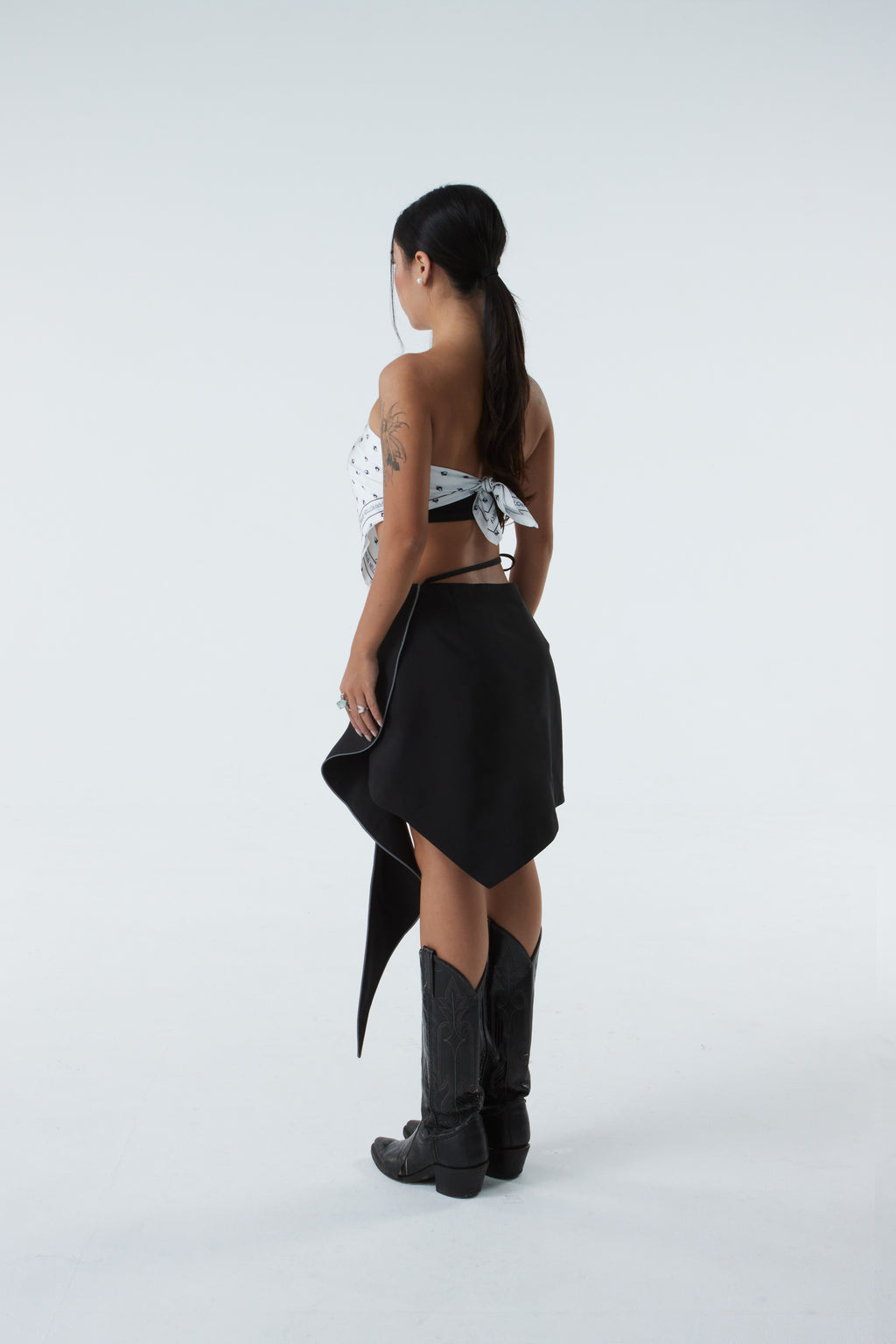 UNBALANCED SKIRT (#BLACK)